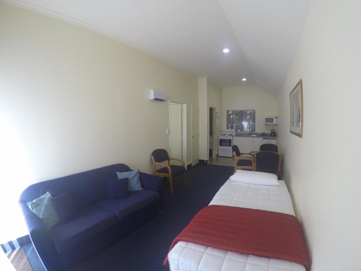 The Peaks Motor Inn Огакуне Екстер'єр фото
